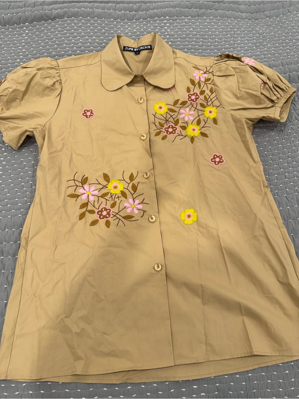 Jupe by Jackie Embroidered Tan Button-Up Blouse